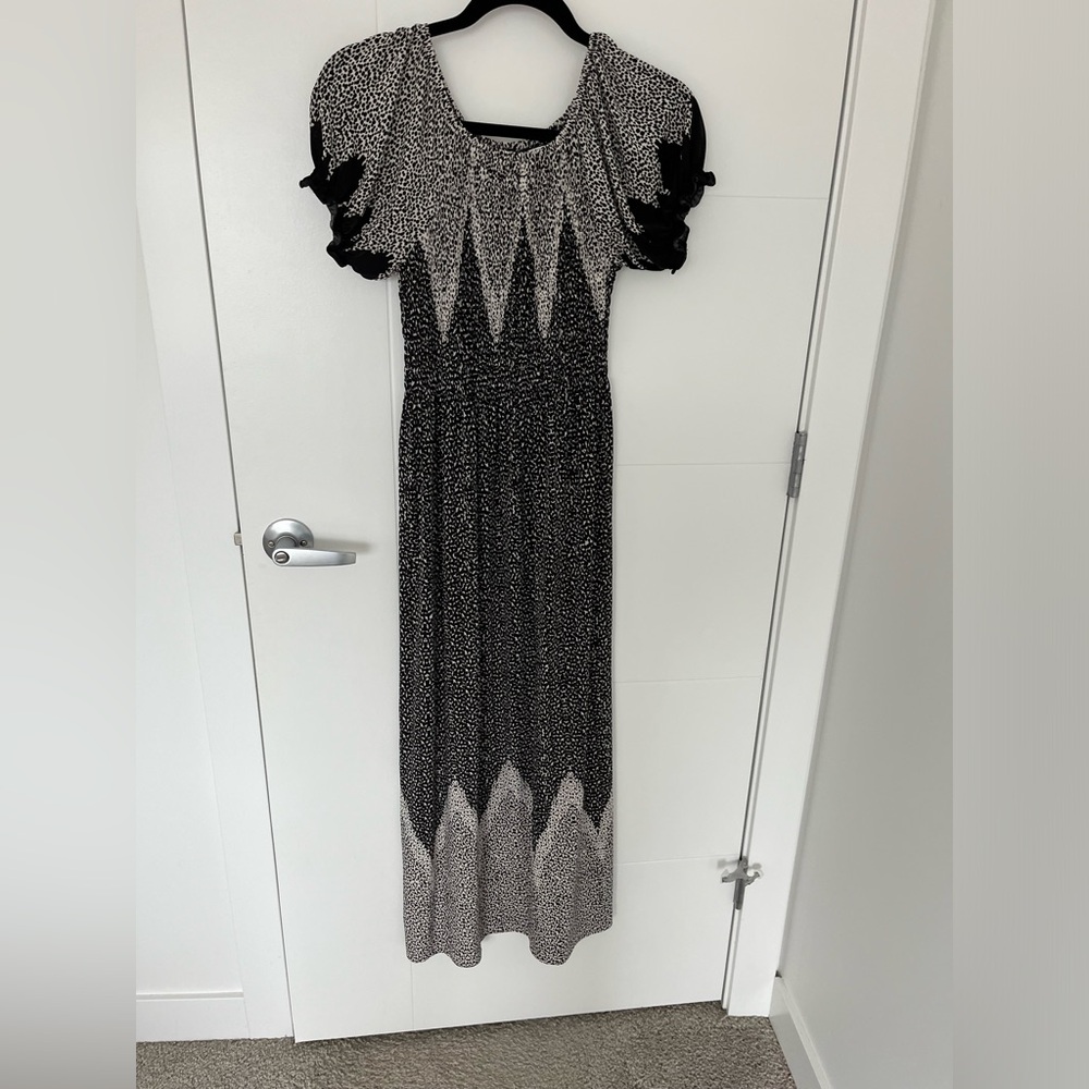 Casa Donna Black and White Maxi Dress